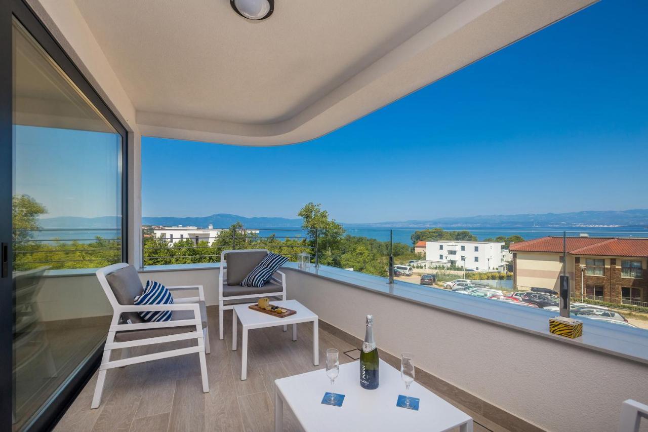 Villa Poseidon Rova By El-Pi Tours Malinska Eksteriør billede